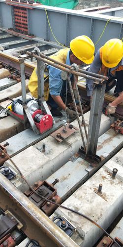 市政桃花源路延伸段下穿泰肥线铁路顶进框架桥主体及配套燃气管道工程施工技术综述
